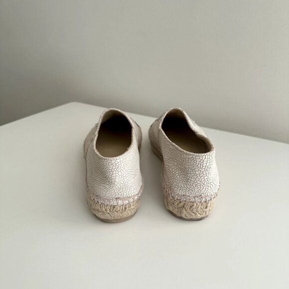 CHANEL Off-White Black Leather CC Logo Cap Toe Espadrille Flats Size 38 US 7.5 - Picture 6 of 13